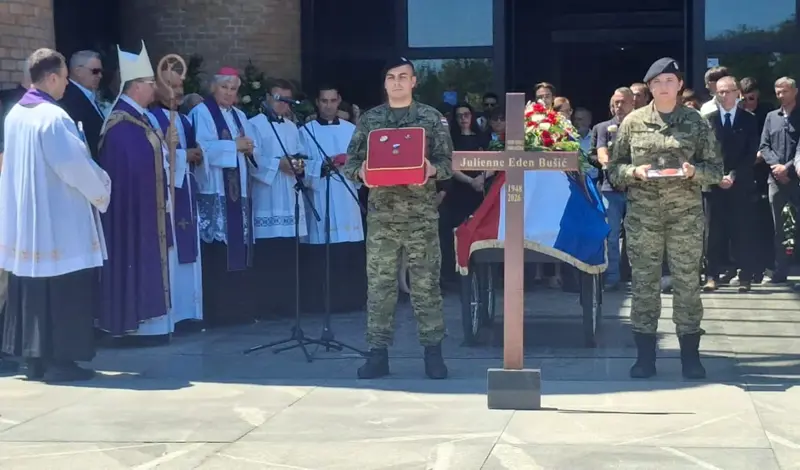 FOTO/VIDEO Heroina Julienne Eden Bušić ispraćena na posljednji počinak