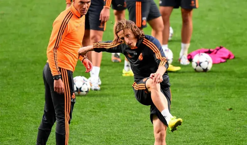 Zidane: Postrojio sam igrače, a oni su nakon važnog pitanja gledali u samo jednog igrača