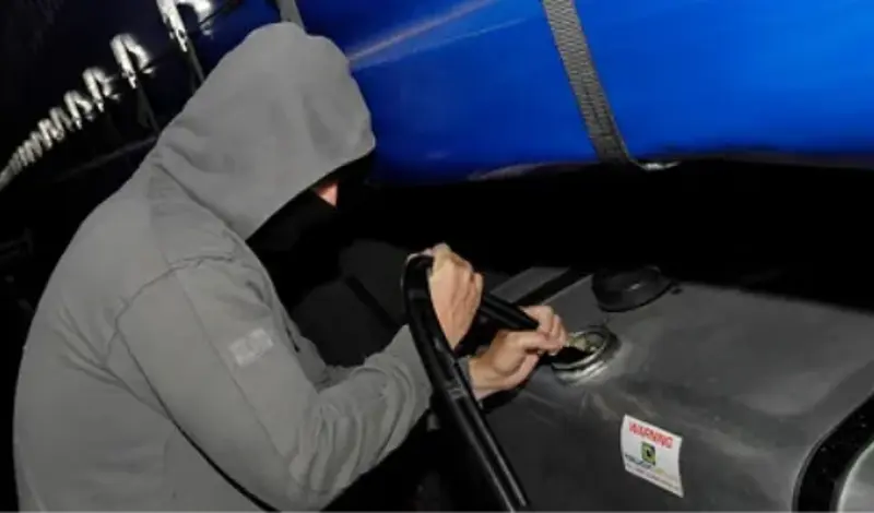 Počelo je! Zbog goriva se uvodi neradni dan u tjednu, vraća se par-nepar vožnja, pomjeraju praznici...