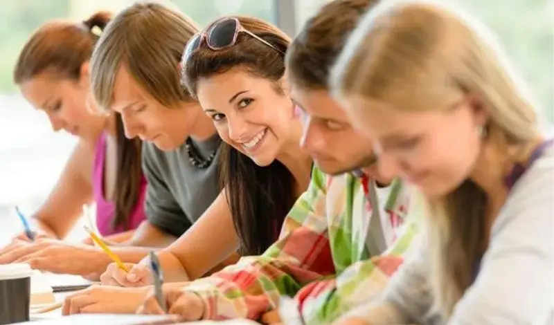 Evo koji studenti mogu dobiti pomoć od Vlade FBiH