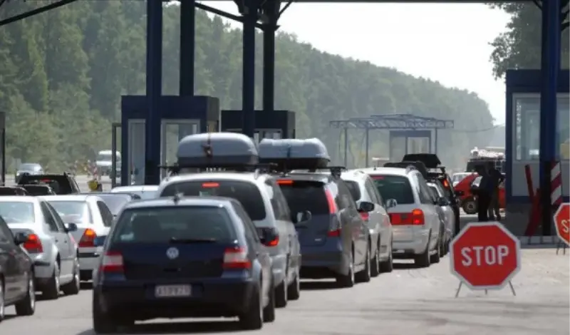 Gužva na graničnim prijelazima 