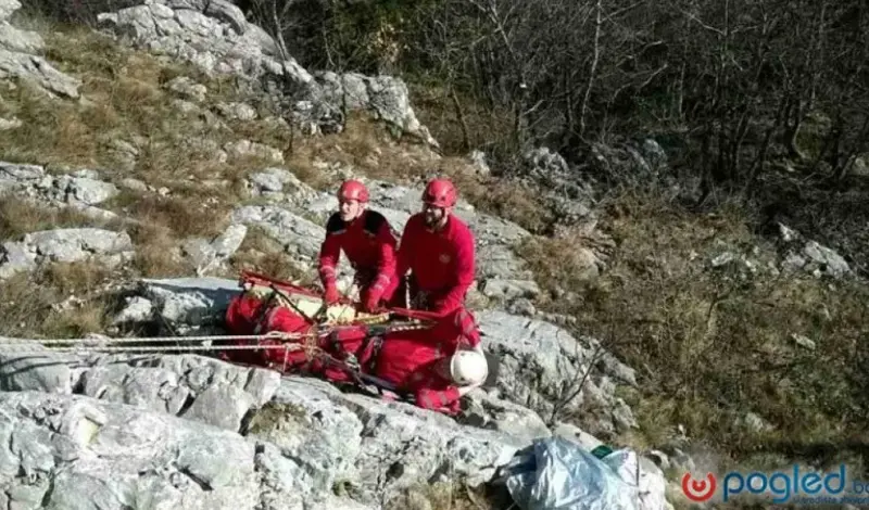 Spašeno dvoje ljudi koji su se izgubili na vrhu Svetog Ilije