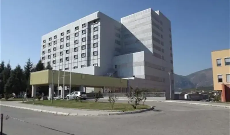 SKB Mostar - Za dva dana izvedeno 15 operacija na mališanima iz cijele BiH