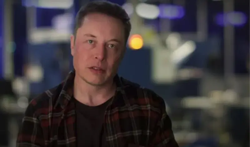 Elon Musk Francuzima: Pokazali ste iznimno nepoštovanje prema kršćanima
