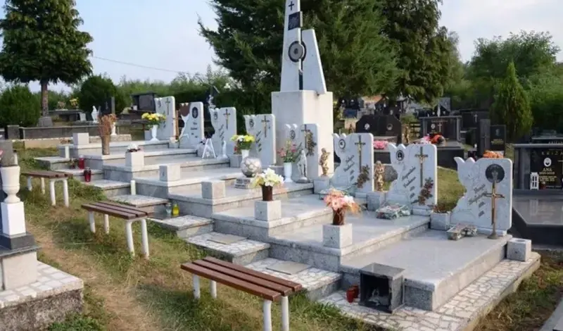 AMERIČKO VELEPOSLANSTVO IZ BiH: Podizanje spomenika bošnjačkom generalu optuženiku za ratne zločine uvreda je za hrvatske žrtve u središnjoj Bosni