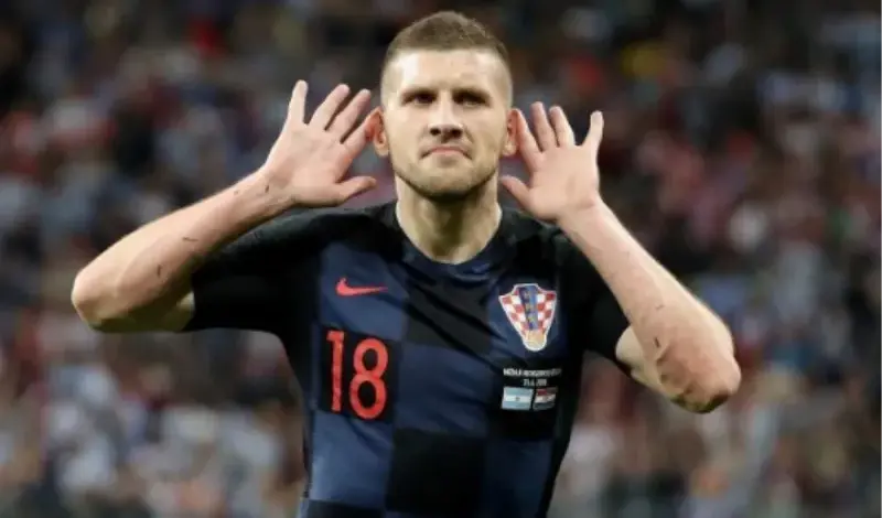 Poznat ćeš ga mala po driblanju... Ante Rebić potpisao i opet je u ligi petice!