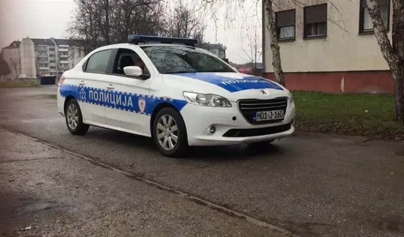 Policija u kući u Brčkom našla 31 dijete! Imali su hrvatske putovnice? Troje uhićenih 