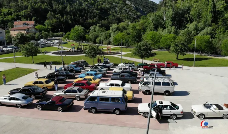 Vikend u ŽZH bio je u znaku oldtimera, ''4. Grada Hercegovine 2026'' FOTO