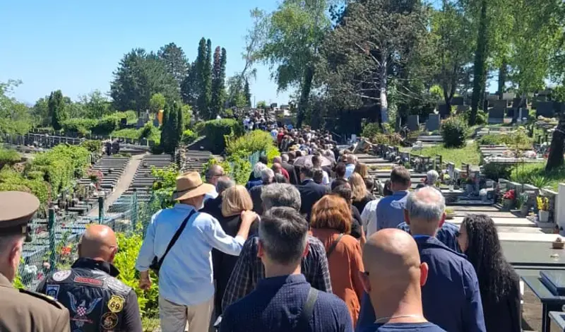 FOTO/VIDEO Heroina Julienne Eden Bušić ispraćena na posljednji počinak