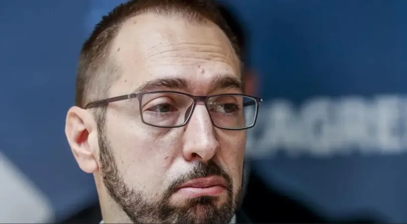 Senf zabranio zastave Hoda za život, za Pride naravno može