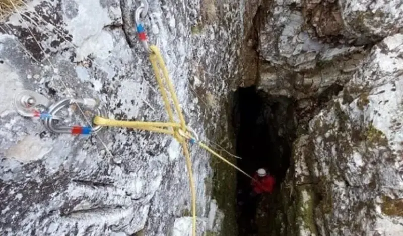 Speleolog istraživao jamu u Ljubuškom pa pronašao ljudske kosti, slučaj preuzima Tužiteljstvo 