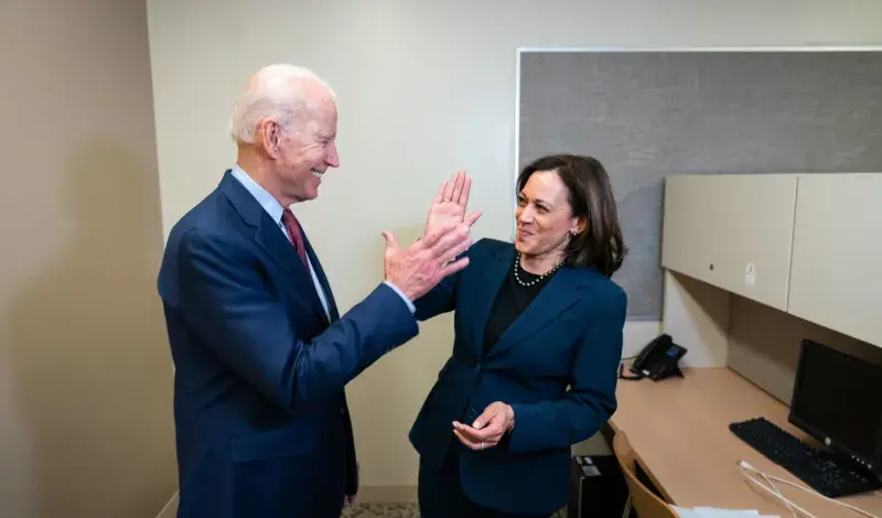 Kamala Harris zamijenila Bidena, već počela oštrom kampanjom ''Tužiteljica protiv kriminalca''