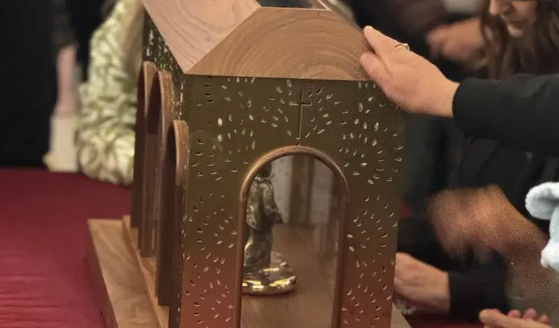 Relikvije svete Male Terezije i njezinih svetih roditelja pohodile župu Ledinac FOTO