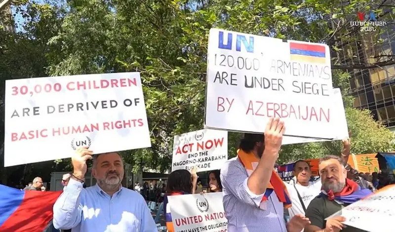 Tisuće armenskih kršćana bježe iz svojih domova