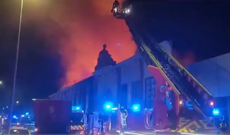Najmanje 6 osoba stradalo u požaru u noćnom klubu u Španjolskoj, objavljena snimka