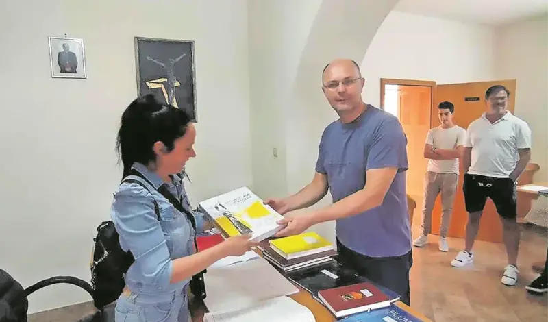 Hercegovac prošao put od pastira, preko manekena do direktora banke, a umalo je postao i svećenik