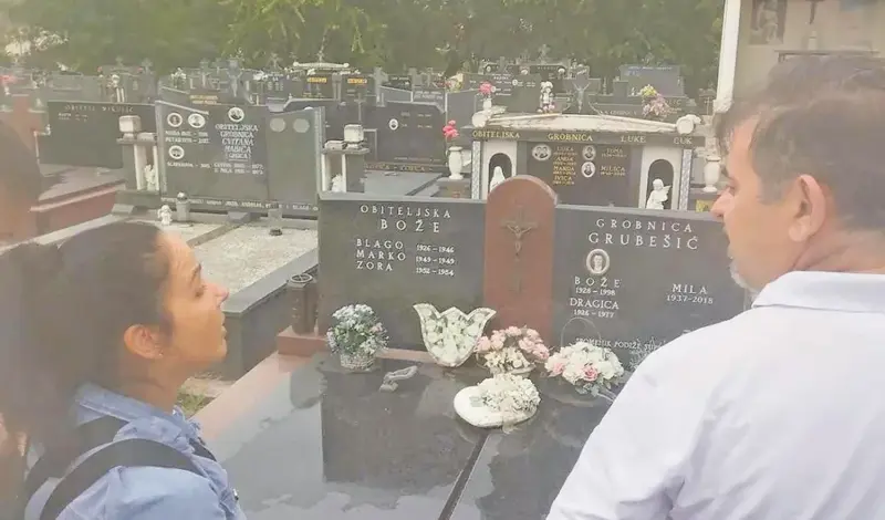 Hercegovac prošao put od pastira, preko manekena do direktora banke, a umalo je postao i svećenik