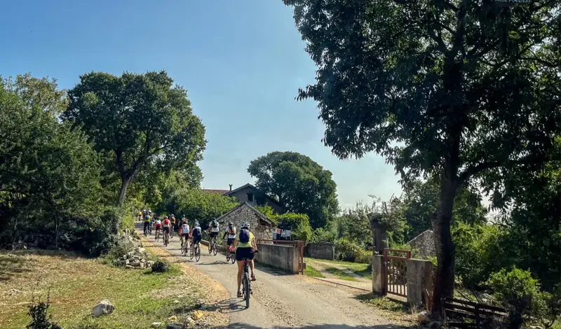 Posljednja Ćiro biciklijada u 2023 godini promovirala cikloturističke potencijale grada Stoca FOTO