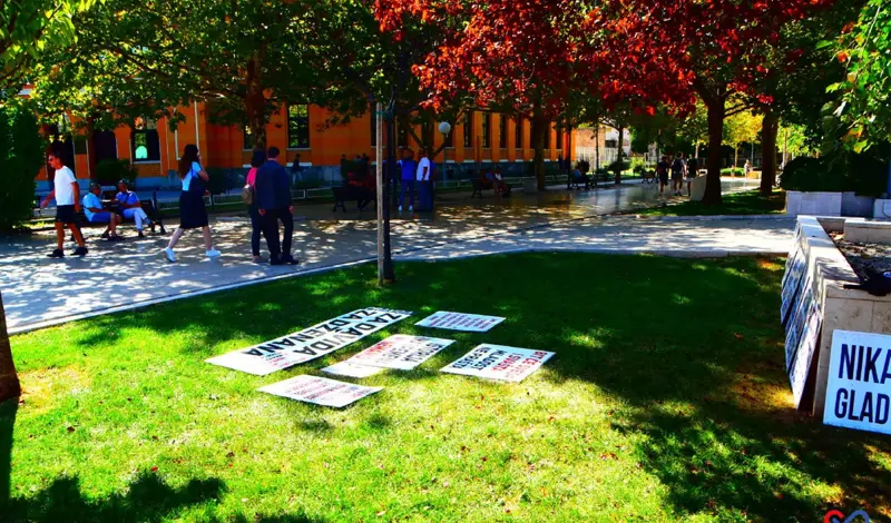 FOTO: Prošetali smo s fotoaparatom kroz Mostar! U kadar nam upala i jedna od najljepših voditeljica u BiH