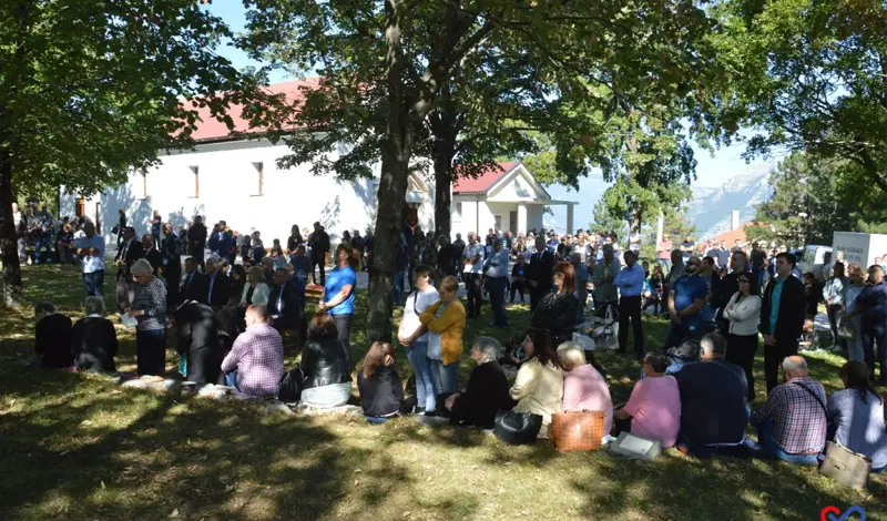 FOTOREPORTAŽA: Vrdi su i dalje 'Vrata Vatikana', ni 30 godina poslije ne zaboravlja se stradale heroje