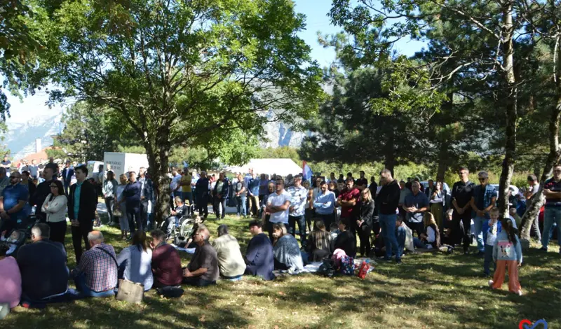 FOTOREPORTAŽA: Vrdi su i dalje 'Vrata Vatikana', ni 30 godina poslije ne zaboravlja se stradale heroje