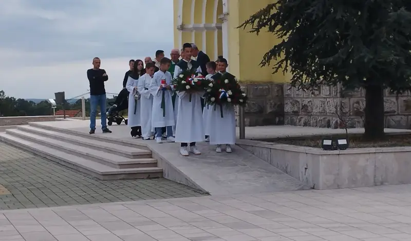 FOTO: U rodnom kraju u Hercegovini služena sveta misa za generala Blagu Zadru