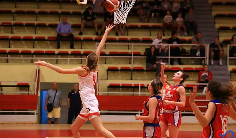 FOTO: Košarkašice Zrinjskog slavile protiv Igmana! Sara Herceg upisala 25 poena, Katja Bakalar 16