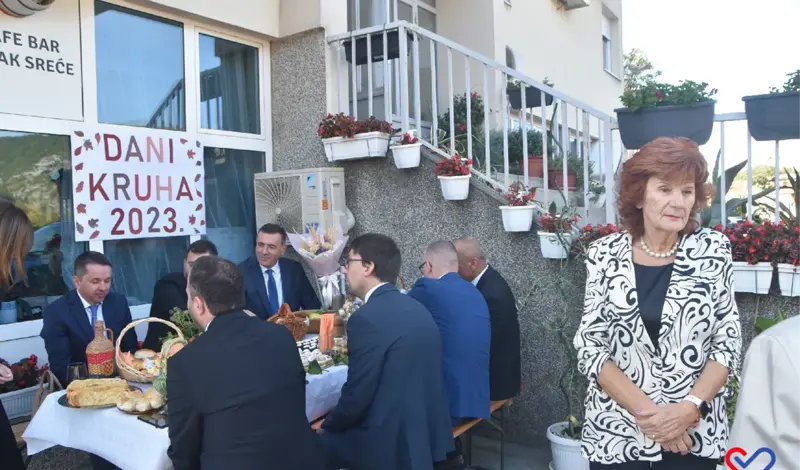 FOTO: Kutak sreće u Širokom Brijegu nas je obradovao, zahvaljujući divnom osoblju tu se pije najbolja kava