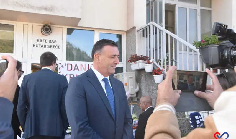 FOTO: Kutak sreće u Širokom Brijegu nas je obradovao, zahvaljujući divnom osoblju tu se pije najbolja kava