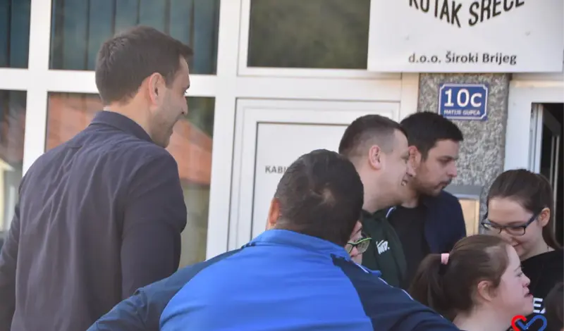 FOTO: Kutak sreće u Širokom Brijegu nas je obradovao, zahvaljujući divnom osoblju tu se pije najbolja kava