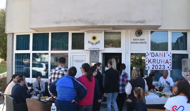 FOTO: Kutak sreće u Širokom Brijegu nas je obradovao, zahvaljujući divnom osoblju tu se pije najbolja kava