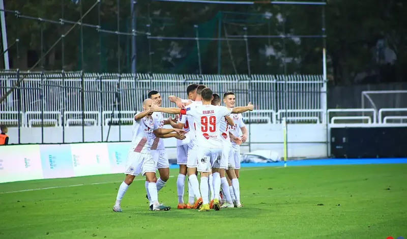 FOTO: Zrinjskom školski sat bio dovoljan da razmontira Veleža