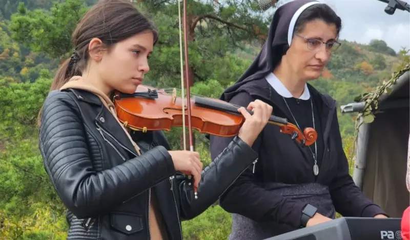 FOTO: Je li nadbiskup Vukšić s Bobovca poslao snažnu poruku Plenkoviću i Milanoviću!?