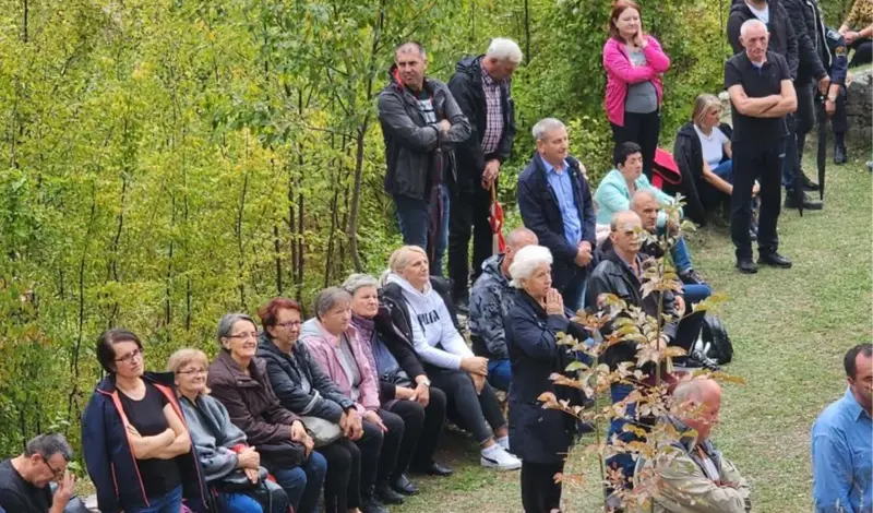FOTO: Je li nadbiskup Vukšić s Bobovca poslao snažnu poruku Plenkoviću i Milanoviću!?