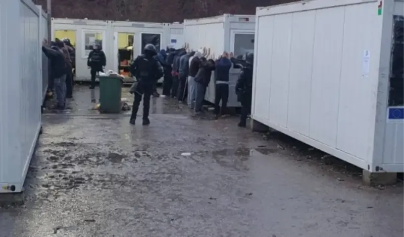 Racija u migrantskom centru - 2 uhićena, 17 čeka deportaciju