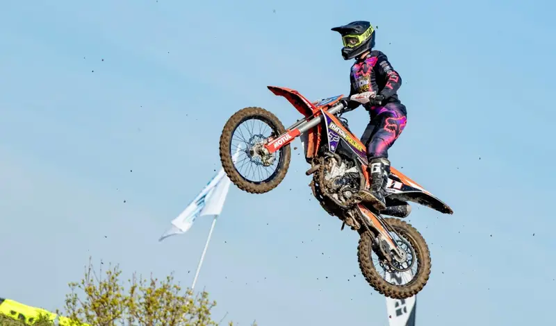 Mia Ribić za Herc.info: U mojoj glavi motocross ne ide bez pjevanja. San mi je jednoga dana napuniti Arenu