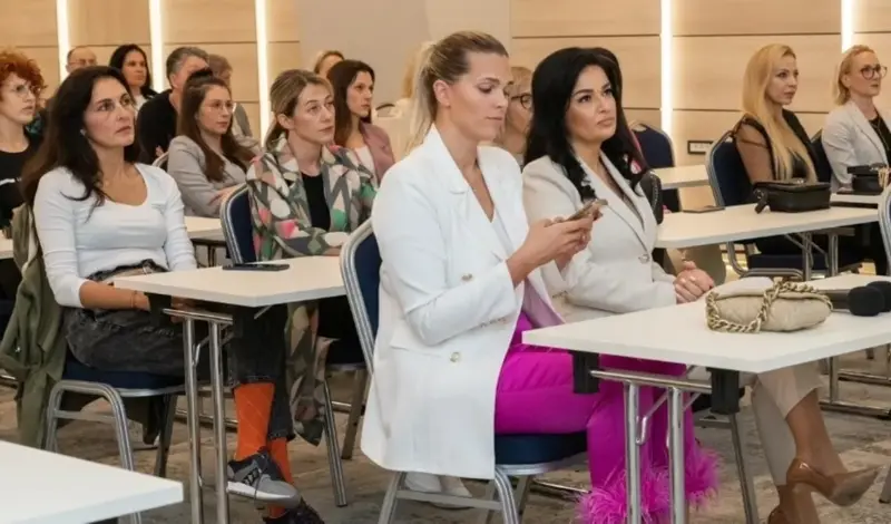 FOTO: U Neumu organizirano predavanje o zdravlju žena! Zdrave životne navike od ključne važnosti
