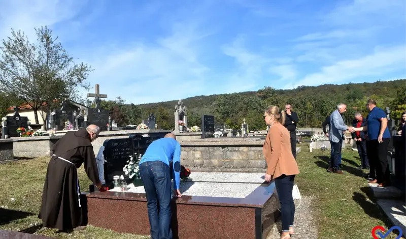 (FOTO/VIDEO) Grude se sjetile Bobana, Zadre, Marića, Šimunovića... Načelnik Grizelj: Dužni smo novim naraštajima prenositi ono što je nama ostavljeno