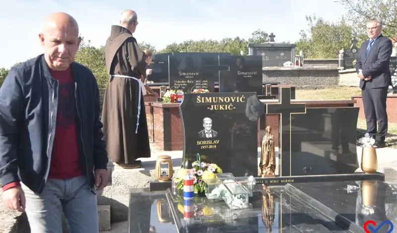 (FOTO/VIDEO) Grude se sjetile Bobana, Zadre, Marića, Šimunovića... Načelnik Grizelj: Dužni smo novim naraštajima prenositi ono što je nama ostavljeno