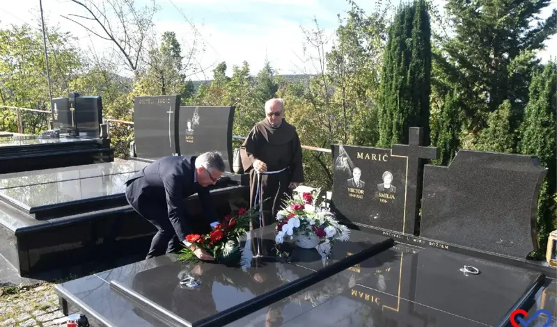 (FOTO/VIDEO) Grude se sjetile Bobana, Zadre, Marića, Šimunovića... Načelnik Grizelj: Dužni smo novim naraštajima prenositi ono što je nama ostavljeno