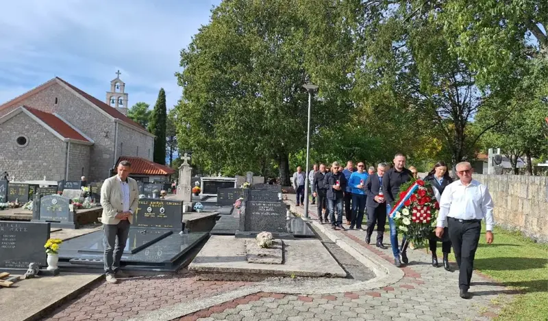 (FOTO/VIDEO) Grude se sjetile Bobana, Zadre, Marića, Šimunovića... Načelnik Grizelj: Dužni smo novim naraštajima prenositi ono što je nama ostavljeno