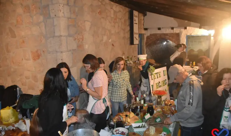 FOTO: Bili smo na Raštikijadi koja je okupila Hercegovinu i Dalmaciju! Od raštike pravili tortilje, baklave, sladoled...