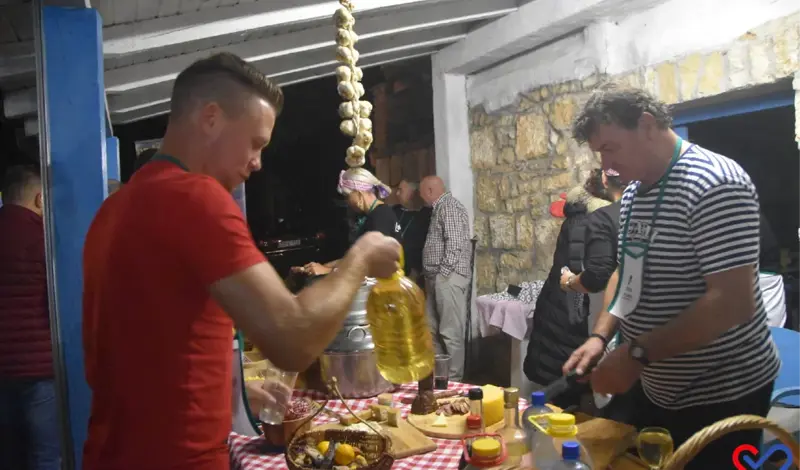 FOTO: Bili smo na Raštikijadi koja je okupila Hercegovinu i Dalmaciju! Od raštike pravili tortilje, baklave, sladoled...