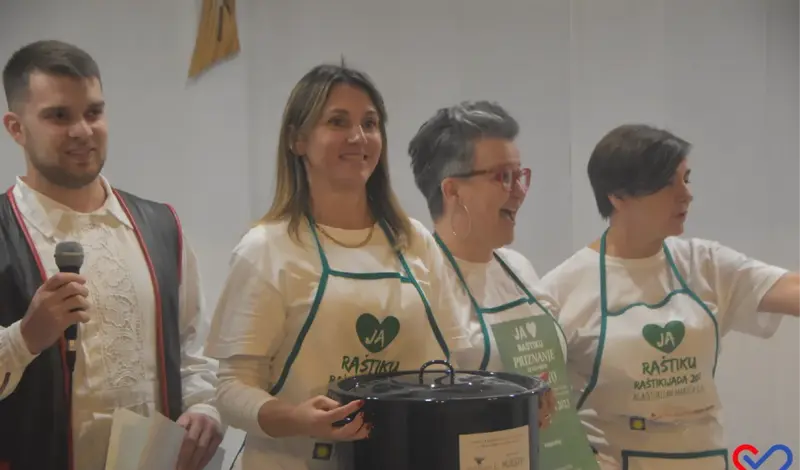 FOTO: Bili smo na Raštikijadi koja je okupila Hercegovinu i Dalmaciju! Od raštike pravili tortilje, baklave, sladoled...