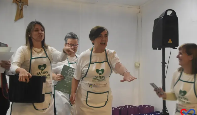 FOTO: Bili smo na Raštikijadi koja je okupila Hercegovinu i Dalmaciju! Od raštike pravili tortilje, baklave, sladoled...
