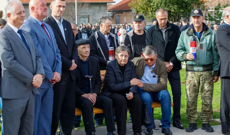 Otkriven spomenik Luki Andrijaniću, heroju Vukovara! Imao je srce veliko kao kuća