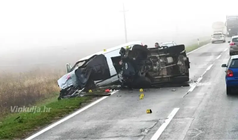 FOTOGRAFIJA S MJESTA NESREĆE: Banožić išao u lov, obilazio kamion i sudario se s kombijem