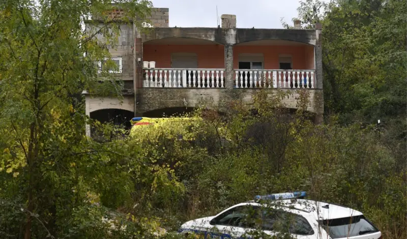 Dvojica muškaraca pronađena mrtva, sumnja se na trovanje ugljičnim monoksidom