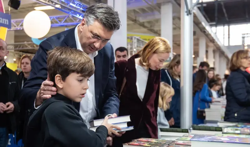 Plenković: Bolje dva plakata nego dvije kolone u Vukovaru