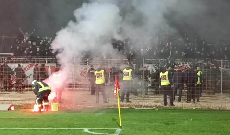 Pokrenut postupak protiv vatrogasca koji je bakljom gađao navijače Zrinjskog